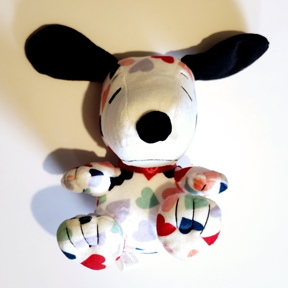 *4 for $30* Hallmark Peanuts Rainbow Heart Snoopy Valentine Plush